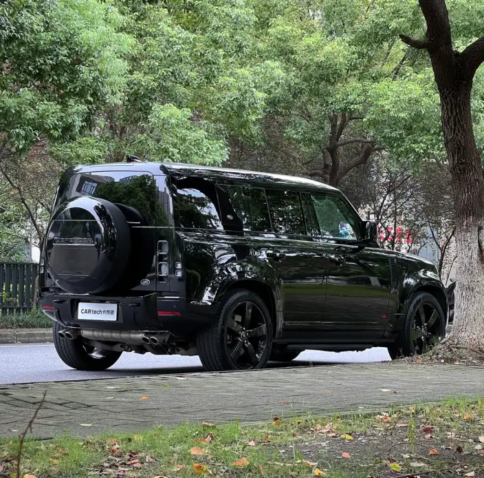 Land Rover Defender 2024 Model 110 5.0T V8 – фото 7