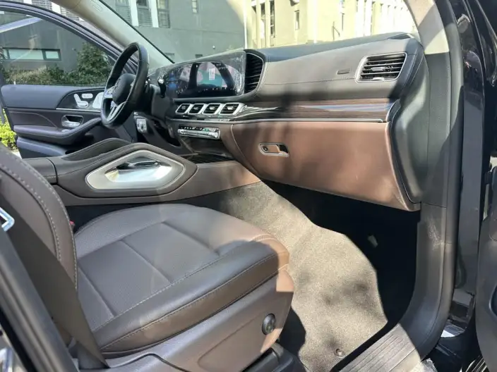 Mercedes-Benz GLE Imported 2022 Model Facelift GLE 350 4MATIC Dynamic Model – фото 8