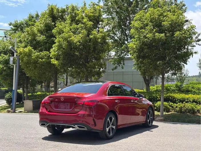 Mercedes-Benz A-class 2024 Model Facelift A 200 L Fashion Edition – фото 7