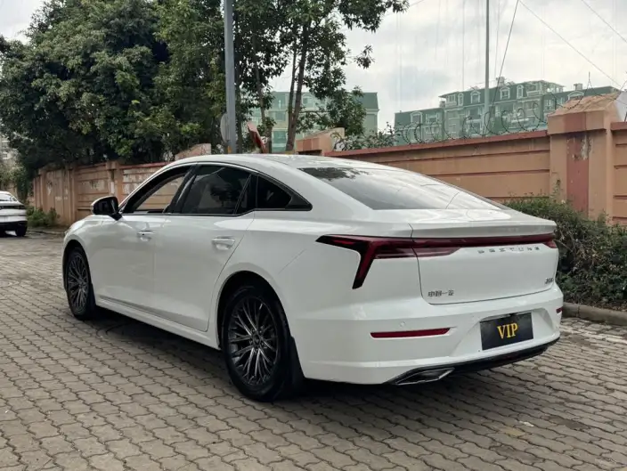 BESTUNE B70 2023 Model Third generation 1.5T Automatic Changxiang Edition Model