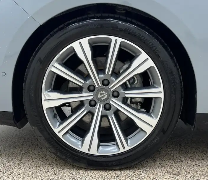 Leapmotor C01 2024 Model EV Edition 525 Exclusive Edition – фото 8