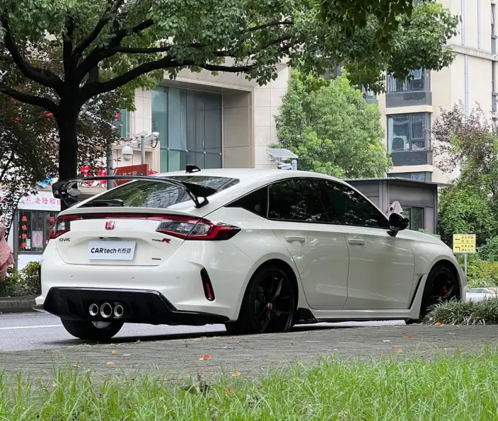 Honda Civic Imported 2023 Model 420TURBO TYPE R – фото 7