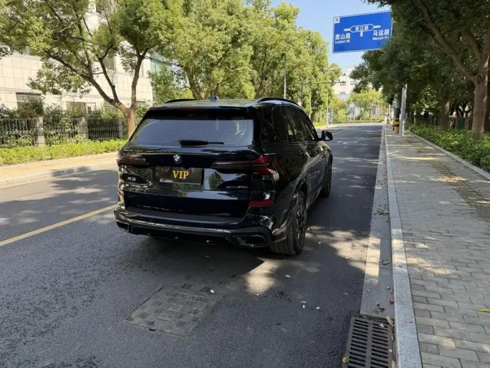BMW X5 2023 Model xDrive40Li M Sports Set – фото 6