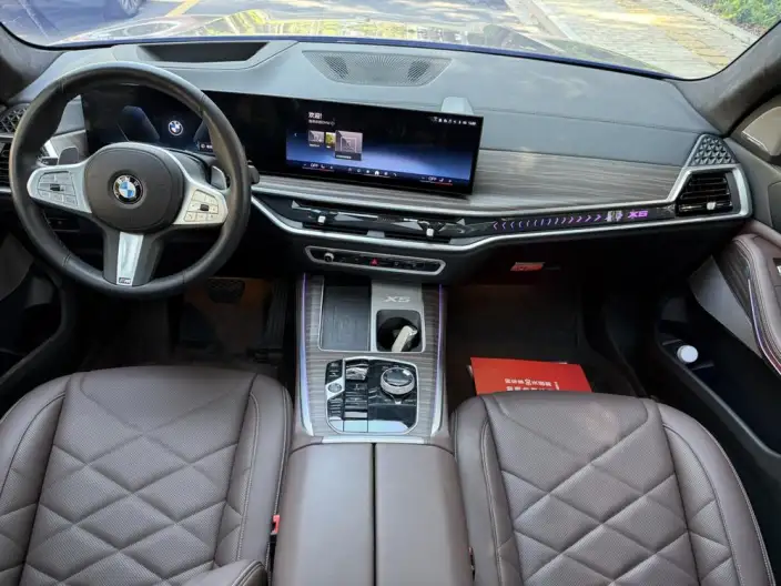 BMW X5 2023 Model xDrive40Li M Sports Set – фото 7
