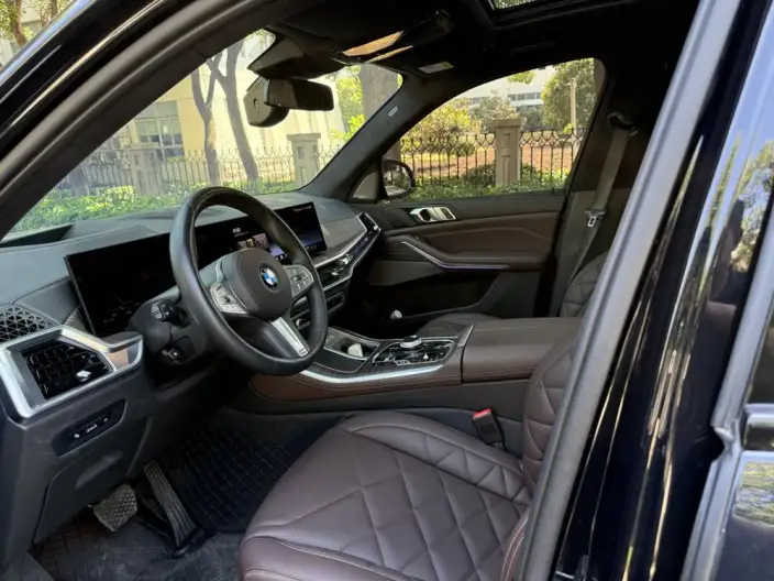 BMW X5 2023 Model xDrive40Li M Sports Set – фото 10