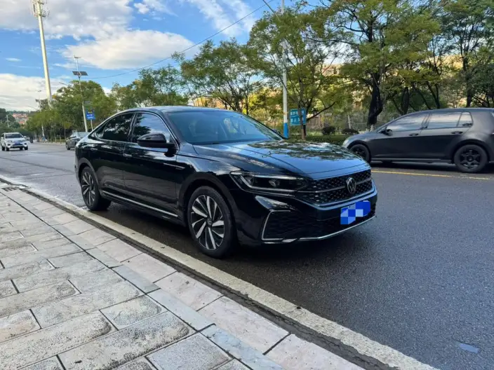 Volkswagen Passat 2022 Model 330TSI Starry sky Elite Edition – фото 3