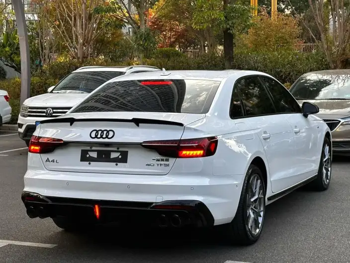 Audi A4 L 2022 Model 40 TFSI Luxury Dynamic Model – фото 5