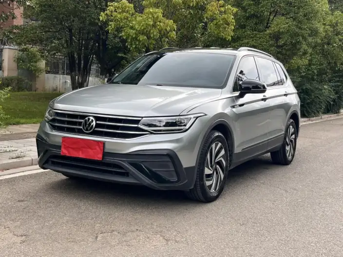 Volkswagen Tiguan L 2022 Model 330TSI Automatic 2WD Comfort Edition – фото 1