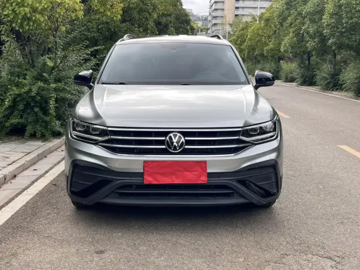 Volkswagen Tiguan L 2022 Model 330TSI Automatic 2WD Comfort Edition – фото 2