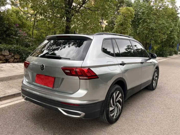 Volkswagen Tiguan L 2022 Model 330TSI Automatic 2WD Comfort Edition – фото 7