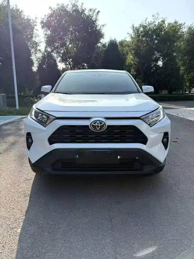 Toyota RAV4 2023 Model 2.0L CVT 2WD Urban Edition – фото 2
