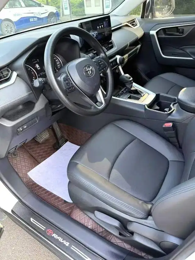Toyota RAV4 2023 Model 2.0L CVT 2WD Urban Edition – фото 6