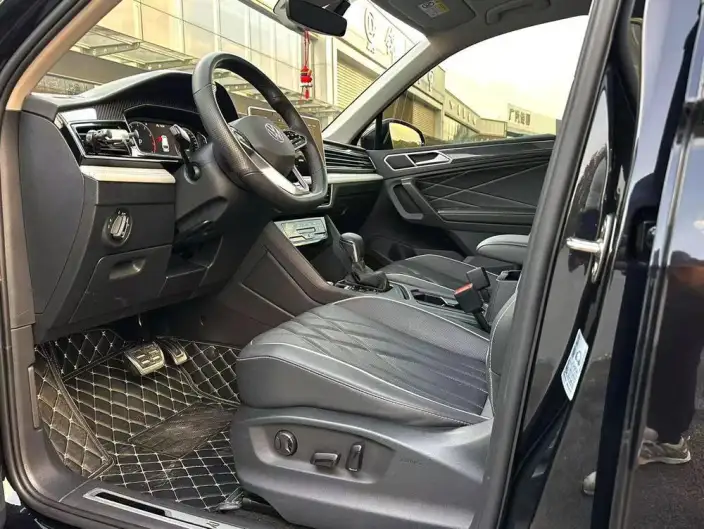 Volkswagen Tiguan L 2023 Model Facelift 330TSI 2WD R-Line Enjoy the version more – фото 8