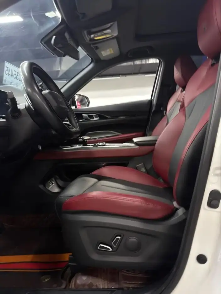 Changan Auchan Z6 2023 Model Blue whale 1.5T DCT Smart Cool Model – фото 8