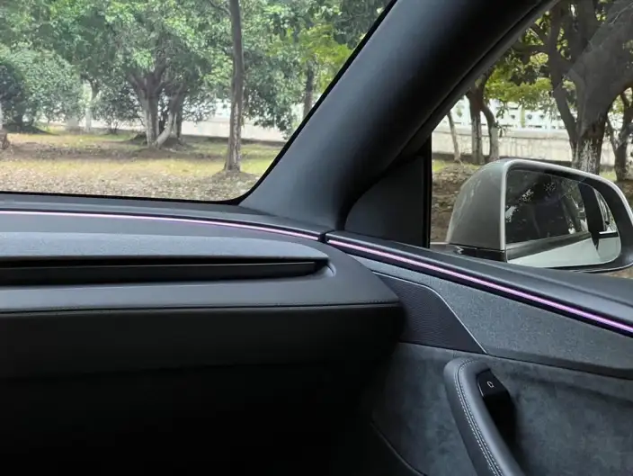 Model Y L 2026 Model Standard Edition – фото 10