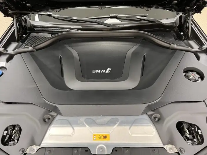 BMW iX3 2022 Model Leading Model – фото 9