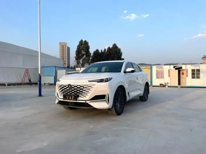 Changan UNI-K 2021 Model 2.0T Luxury Model