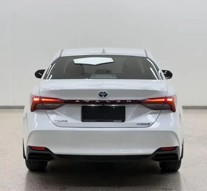 Toyota Avalon 2022 Model Hybrid 2.5L Deluxe Edition – фото 5