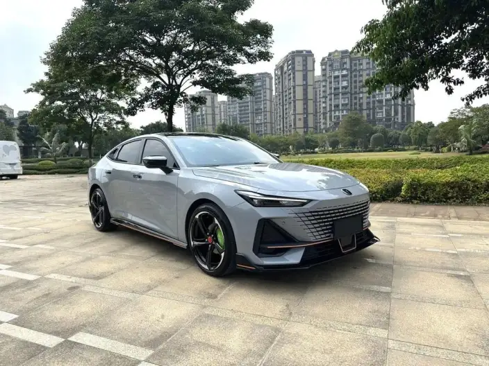 Changan UNI-V 2023 Model 1.5T Sports Edition