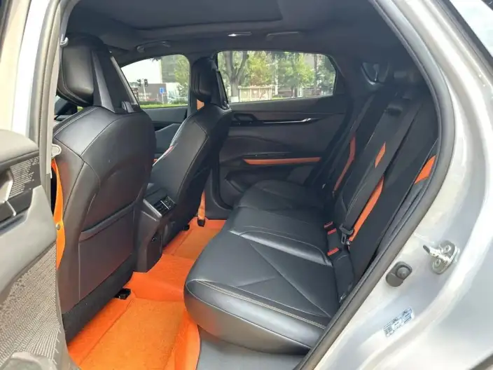 Changan UNI-V 2023 Model 1.5T Sports Edition – фото 9