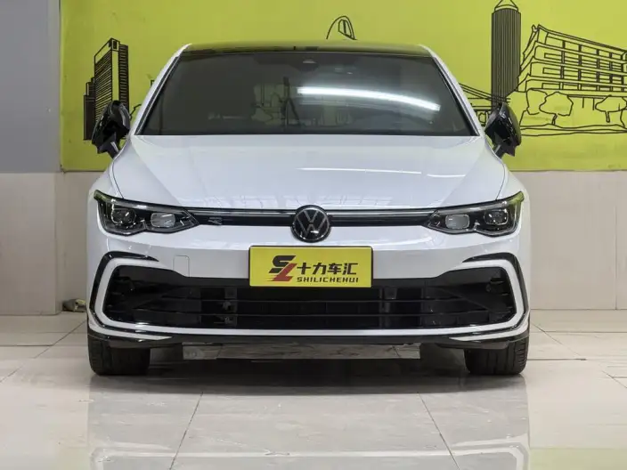 Volkswagen Golf 2021 Model 280TSI DSG R-Line – фото 2