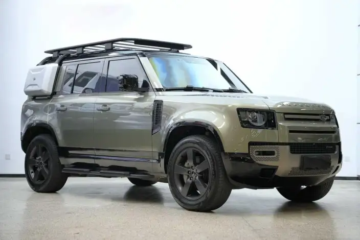 Land Rover Defender 2023 Model Facelift 110 P400 X-Dynamic HSE