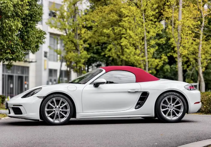 Porsche 718 2022 Model Boxster 2.0T
