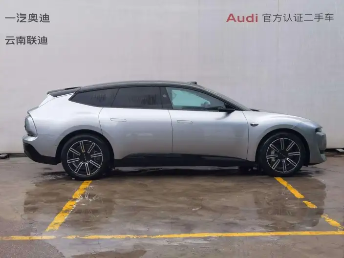 AUDI E5 Sportback 2026 Model Pioneer quattro Model – фото 5
