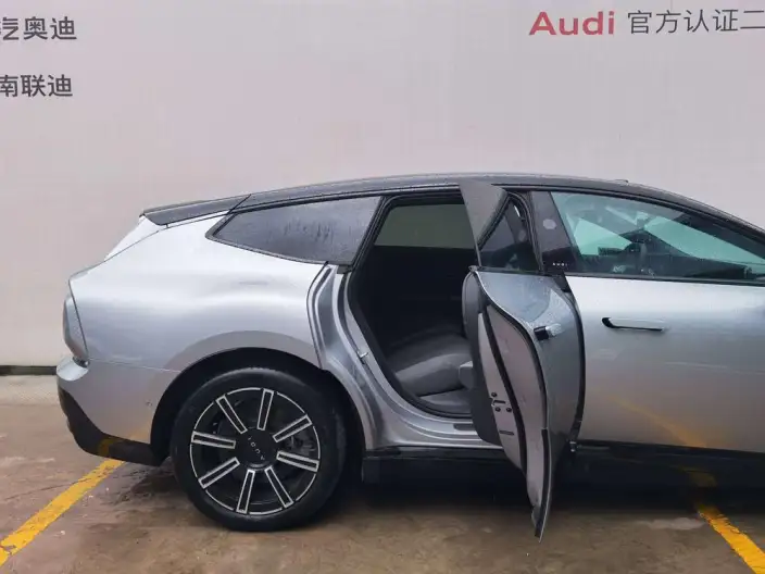 AUDI E5 Sportback 2026 Model Pioneer quattro Model – фото 9
