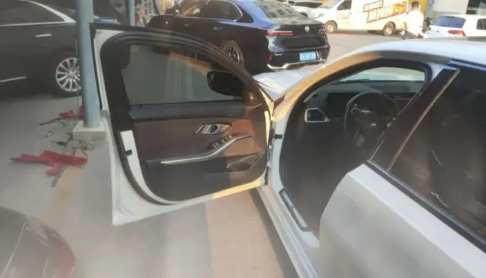 BMW 3 Series 2023 Model 325Li M Sports Night Set – фото 8