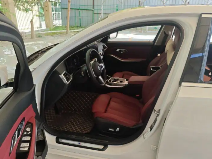 BMW 3 Series 2023 Model 325Li M Sports Set – фото 9