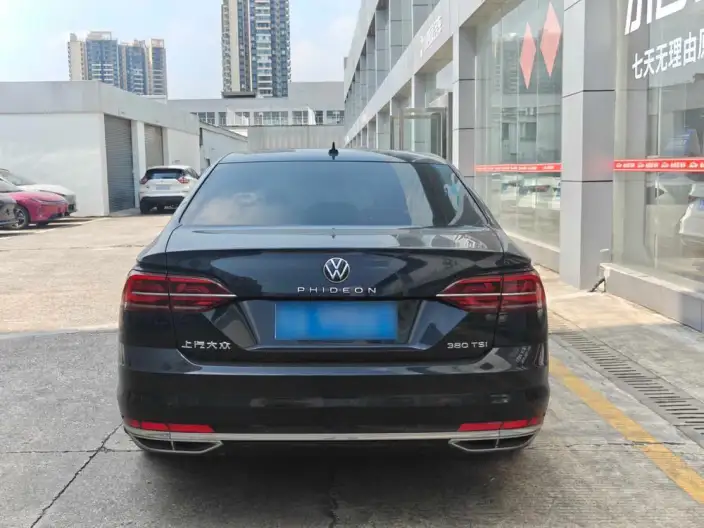 Volkswagen Phaeton 2021 Model 380TSI Deluxe Edition – фото 5