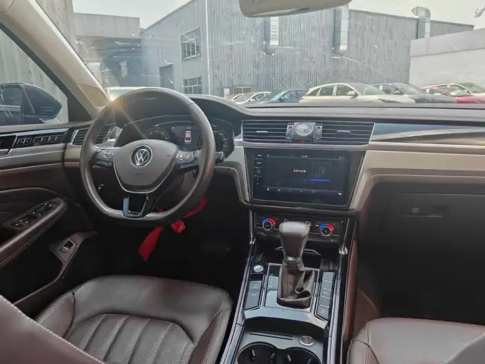 Volkswagen Phaeton 2021 Model 380TSI Deluxe Edition – фото 7