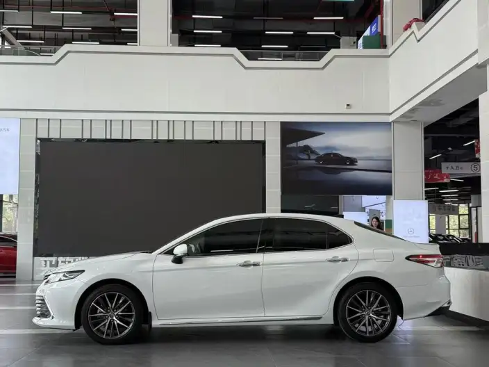 Toyota Camry 2023 Model 2.5G Deluxe Edition