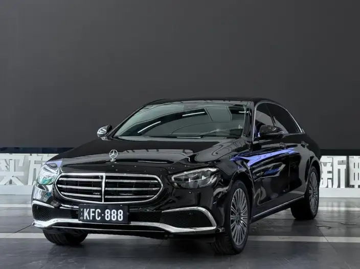 Mercedes-Benz E-Class 2023 Model E 300 L Luxury Model sedan – фото 1