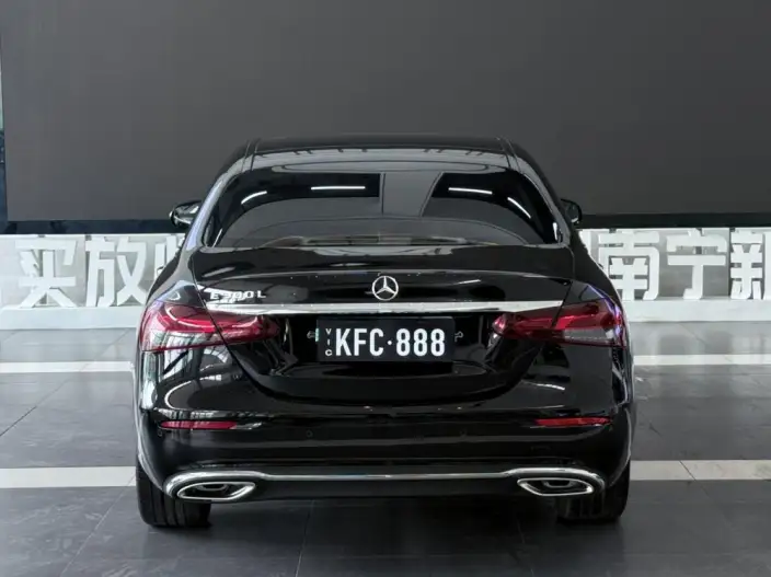 Mercedes-Benz E-Class 2023 Model E 300 L Luxury Model sedan – фото 5