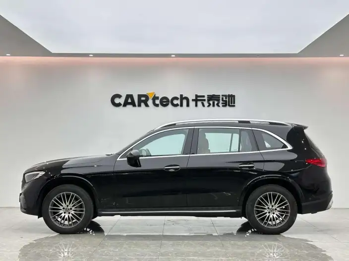 Mercedes-Benz GLC 2024 Model Facelift GLC 300 L 4MATIC Dynamic Model 5 seat – фото 4