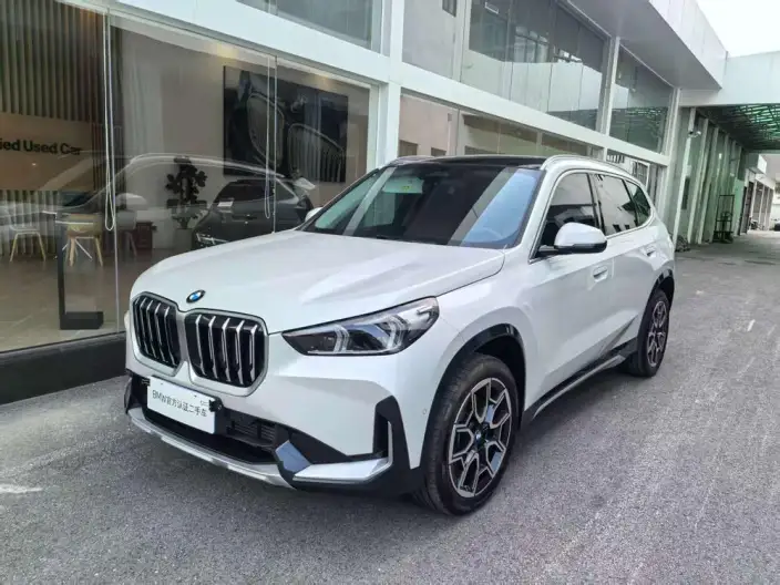 BMW X1 2026 Model sDrive25Li X Design Set – фото 1