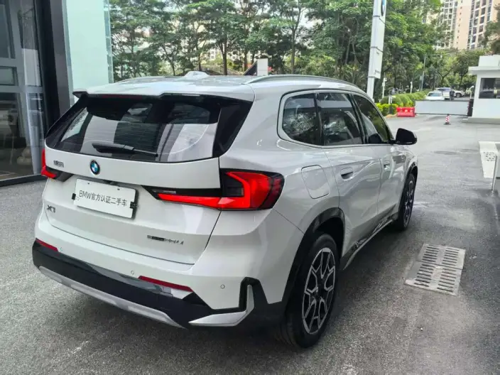 BMW X1 2026 Model sDrive25Li X Design Set – фото 4