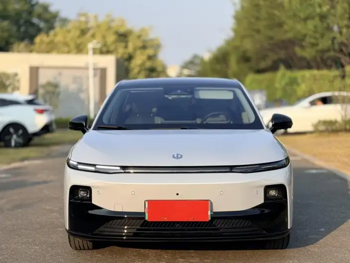 Leapmotor B01 2025 Model 650 Yuexiang Edition – фото 2