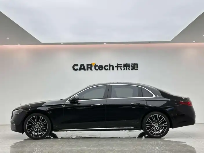Mercedes-Benz E-Class 2025 Model Facelift E 300 L Noble Model sedan
