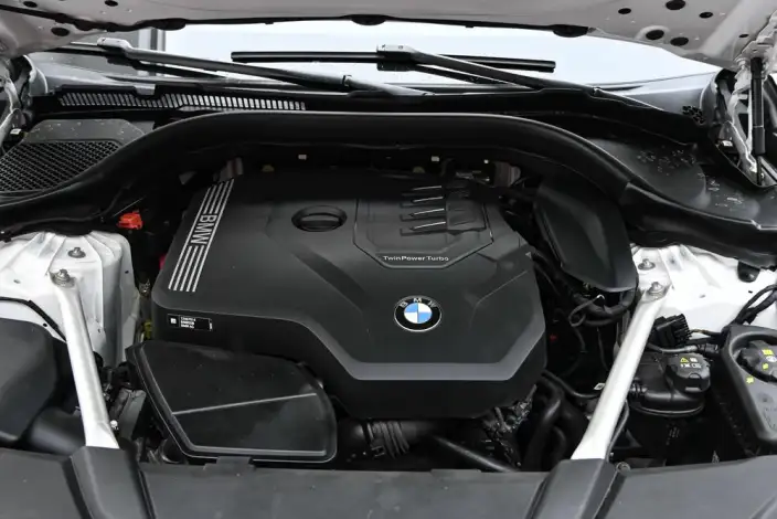 BMW 6 Series GT 2022 Model 630i M Sports Set – фото 9