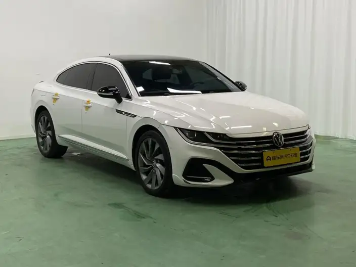 Volkswagen CC 2024 Model 380TSI Eye-catching version