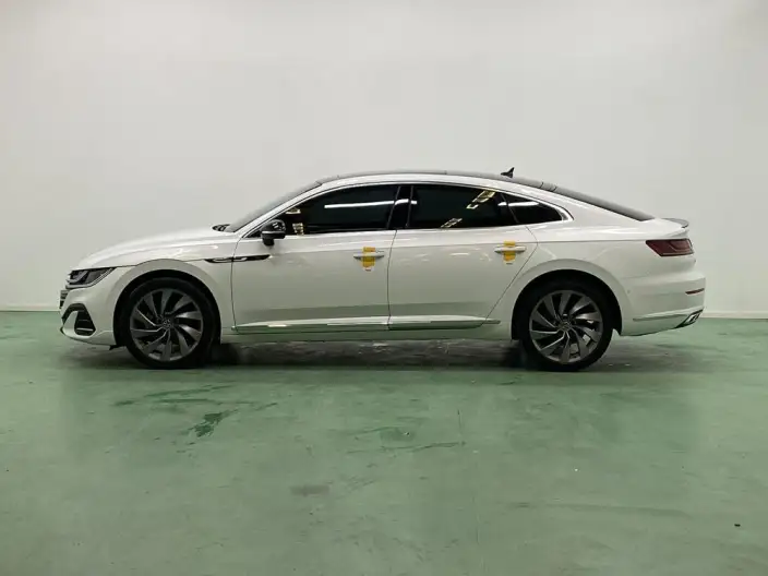 Volkswagen CC 2024 Model 380TSI Eye-catching version