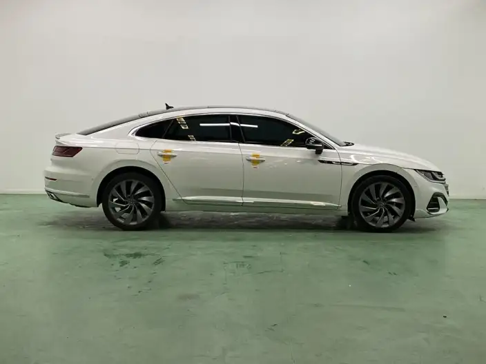 Volkswagen CC 2024 Model 380TSI Eye-catching version – фото 8