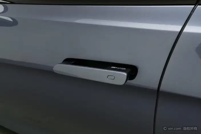 BYD Seal 2022 Model 700KM Long Battery Life Pro Rear Drive Edition – фото 9