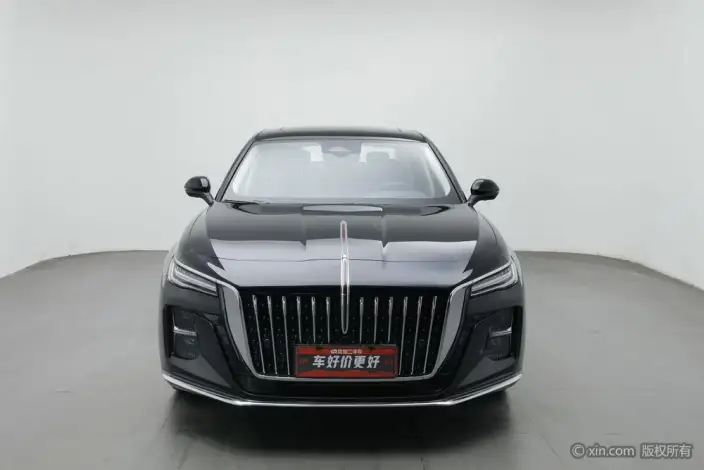 Hongqi H5 2025 Model 2.0T Automatic Flag Enjoy Edition