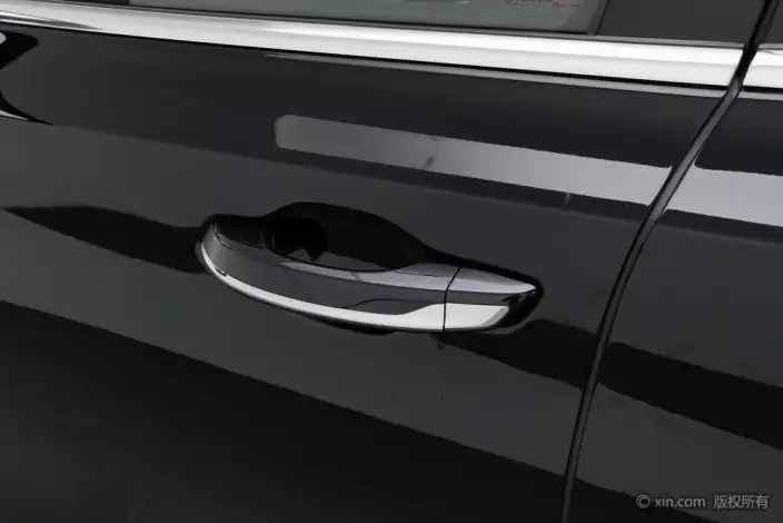 Hongqi H5 2025 Model 2.0T Automatic Flag Enjoy Edition – фото 9