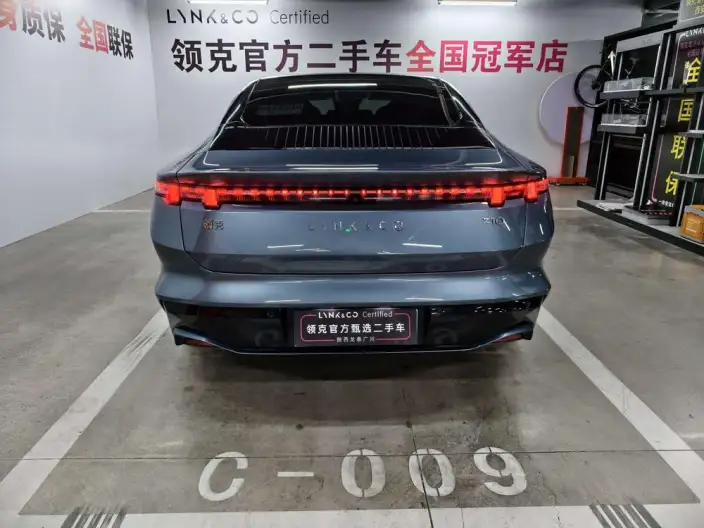 **Lynk & Co Z10** 2024 Model 95kWh 702km 4WD Smart Driving Ultra – фото 6