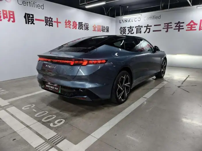 **Lynk & Co Z10** 2024 Model 95kWh 702km 4WD Smart Driving Ultra – фото 7